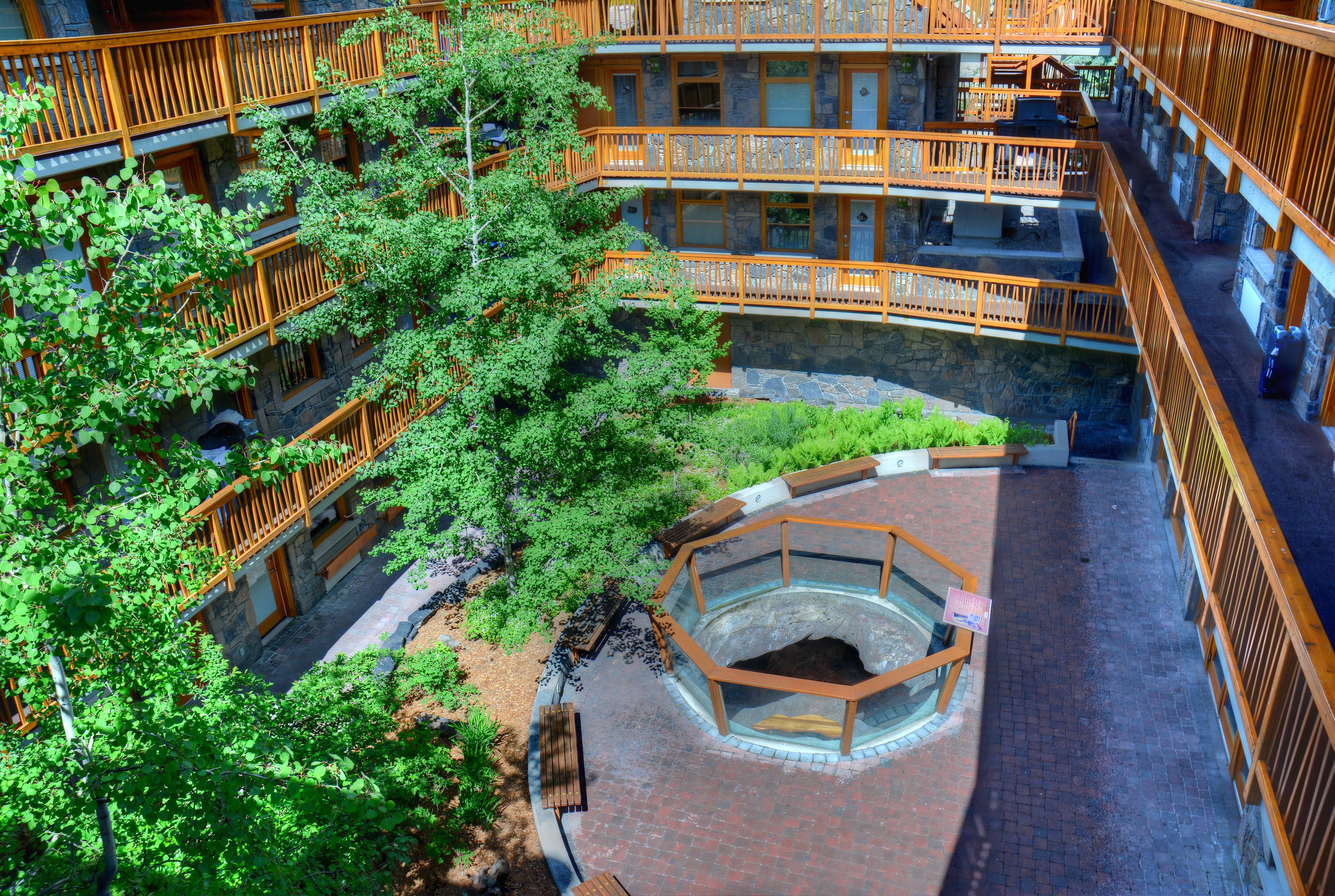 Fox Hotel And Suites Banff Exterior photo