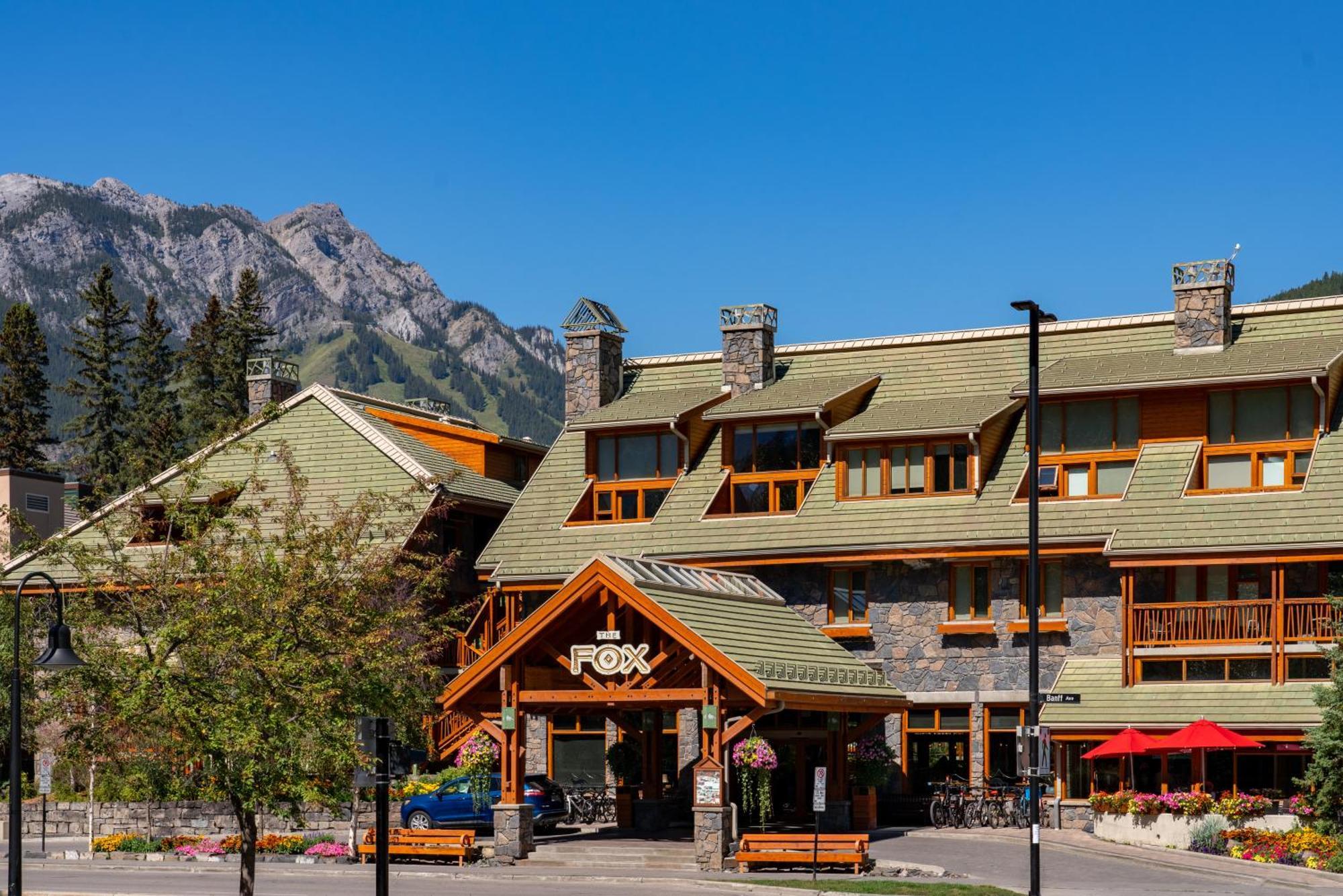 Fox Hotel And Suites Banff Exterior photo